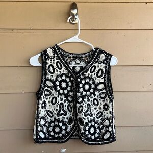 Women Hollow Out Crochet Crop Top Vest Embroidery Floral Size Small